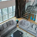 Hotel Downtown *